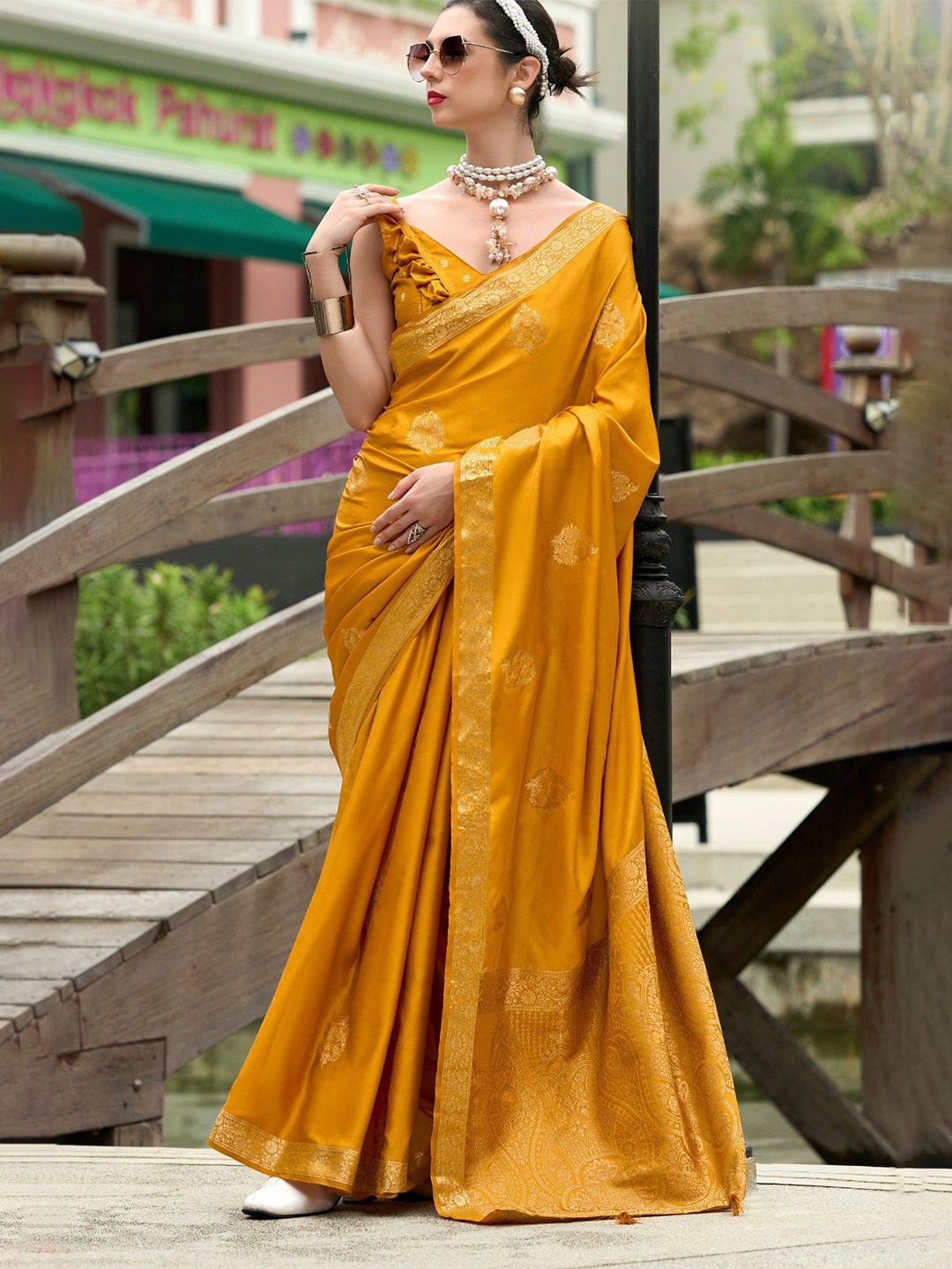 

MySilkLove Woven Design Zari Satin Banarasi Saree, Yellow