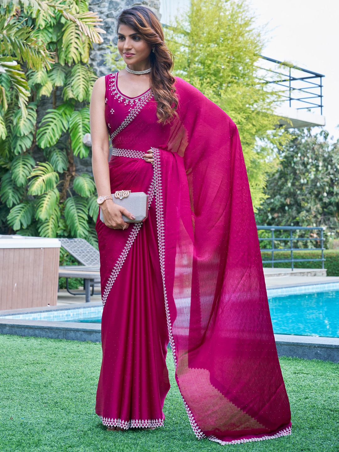 

Saree mall Embellished Beads and Stones Pure Chiffon Sarees, Pink