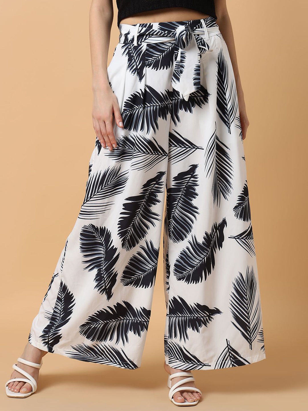 

SHOWOFF Women Floral Printed Comfort Loose Fit Pleated Trousers, Black