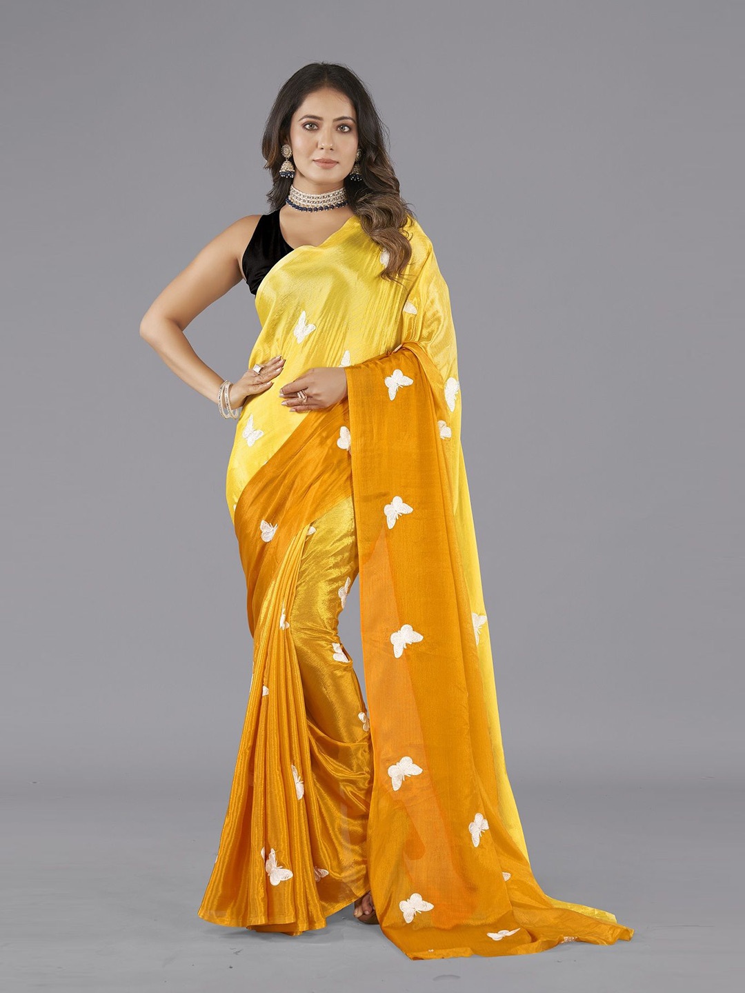 

Aika Embroidered Pure Chiffon Saree, Yellow