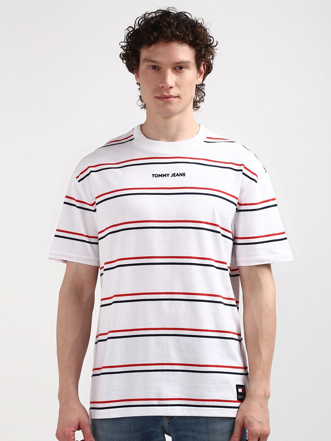 

Tommy Hilfiger Men Striped Pockets T-shirt, White