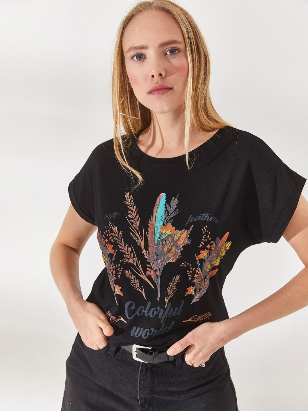 

Olalook Women Floral Printed Round Neck T-Shirt, Red
