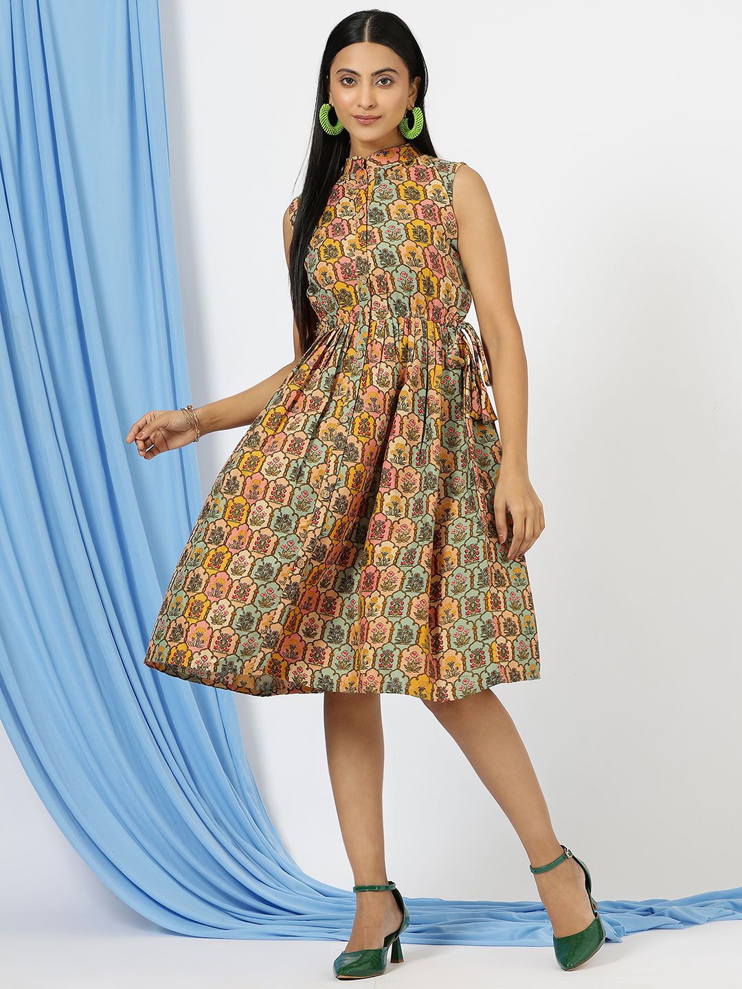 

Divyadham Women Textiles Floral Print Midi Dress, Multi