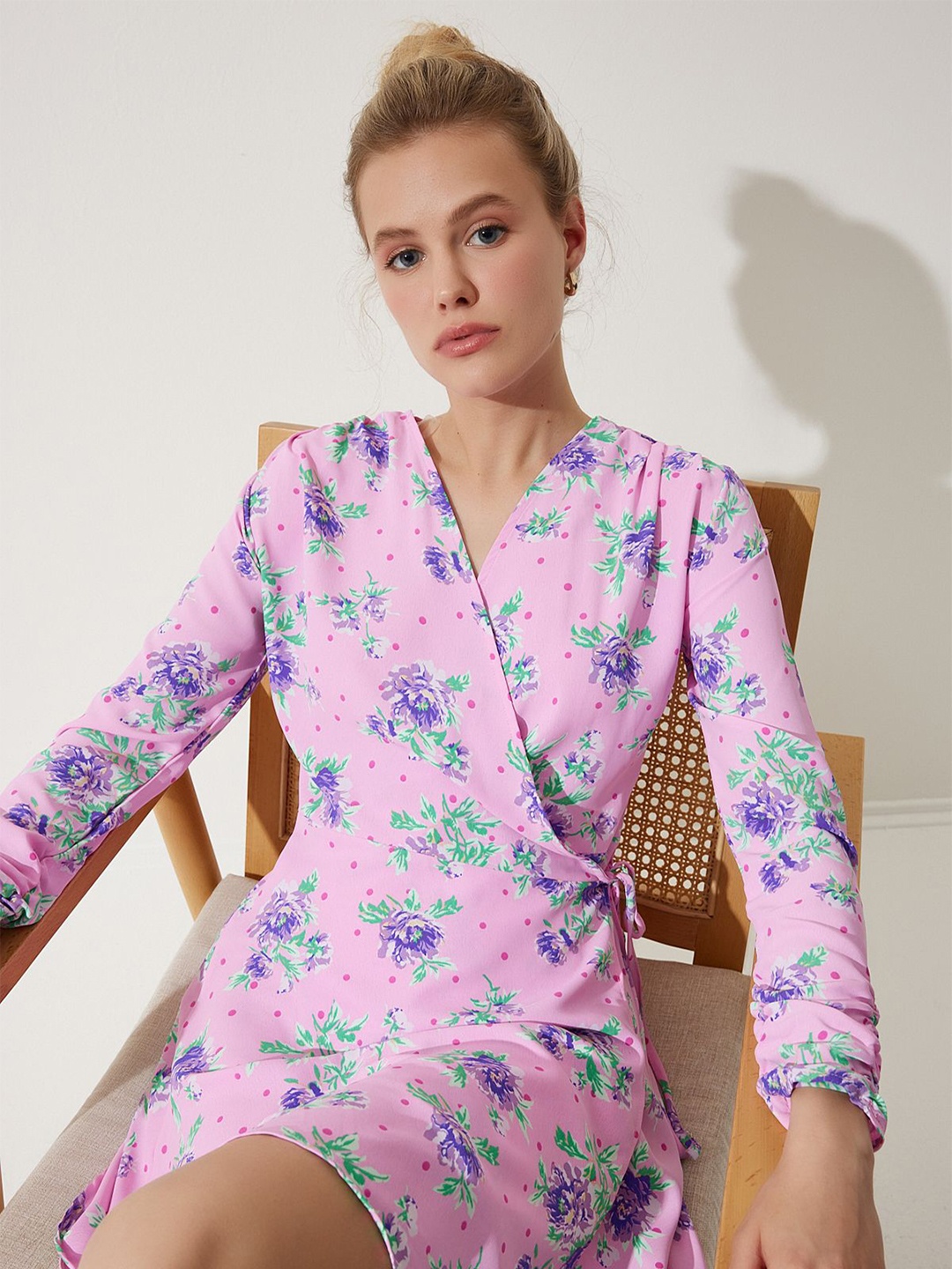 

Happiness istanbul V-Neck Floral Printed Wrap mini Dress, Na