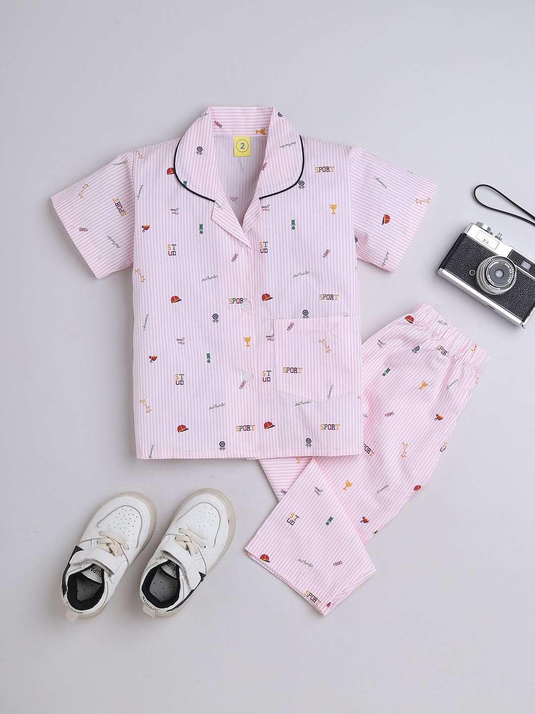 

The Magic Wand Boys Typography Printed Night Suit, Pink