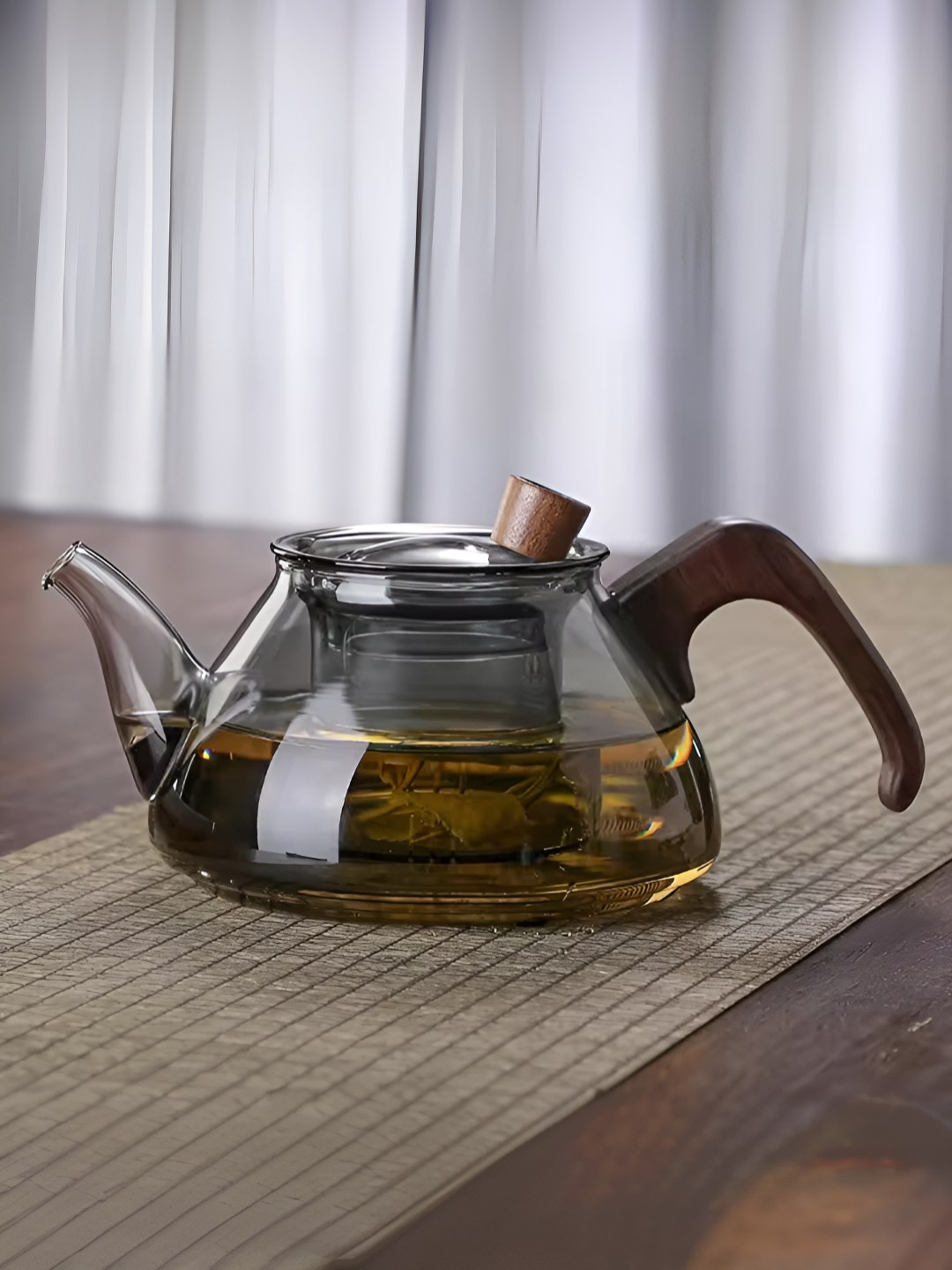 

UMAI Transparent Borosilicate Glass Tea Pot With Removable Glass Infuser & Lid-650ml