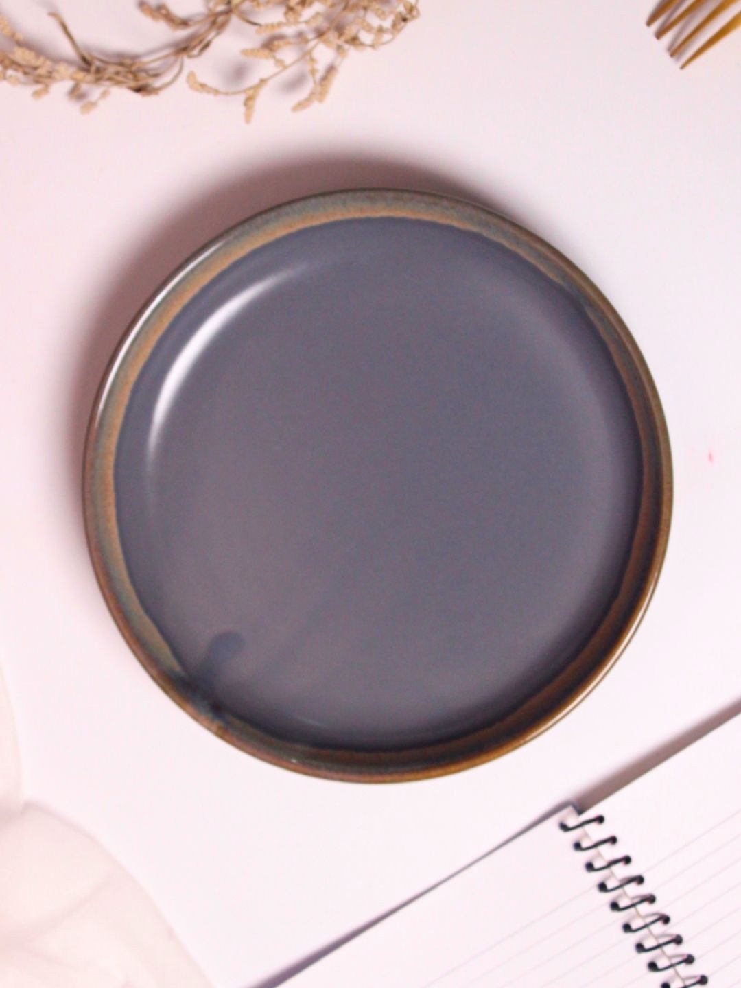 

WEAVING HOMES Grey Ceramic Food Platter