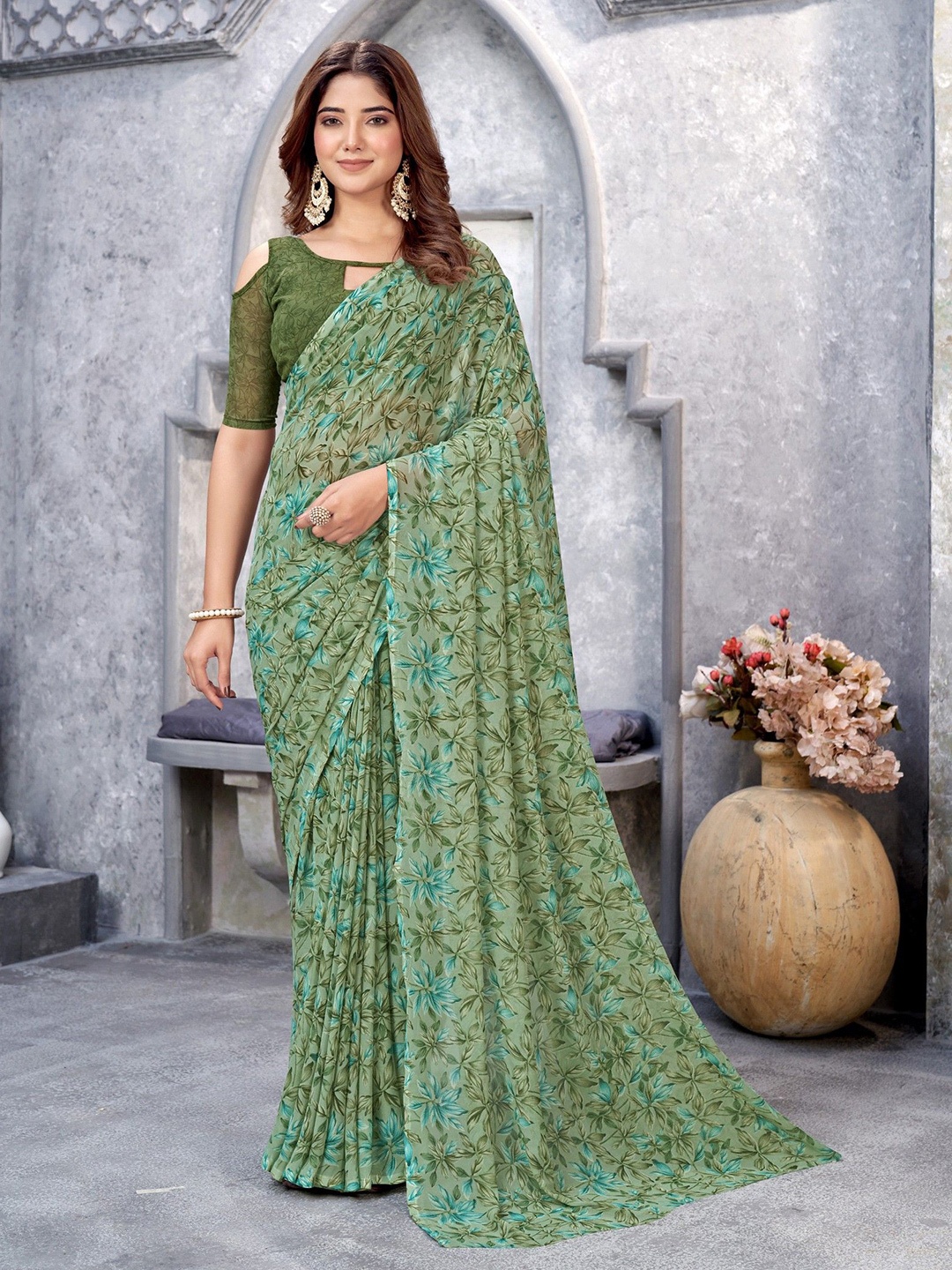 

VARNI FABRICS Floral Pure Georgette Saree, Green