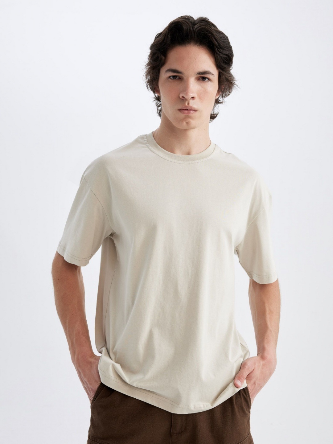 

DeFacto Men Raw Edge T-shirt, Na