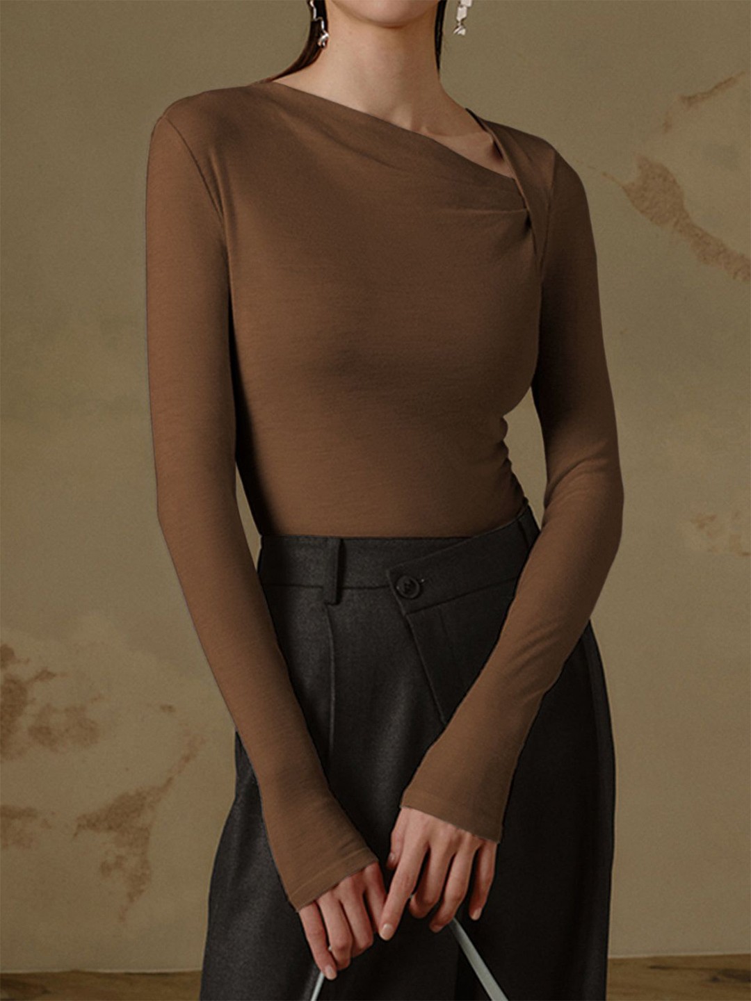 

HERE&NOW One Shoulder Top, Coffee brown