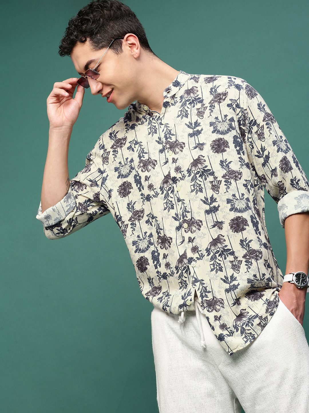 

SHOWOFF Men Standard Slim Fit Floral Opaque Printed Casual Shirt, Cream