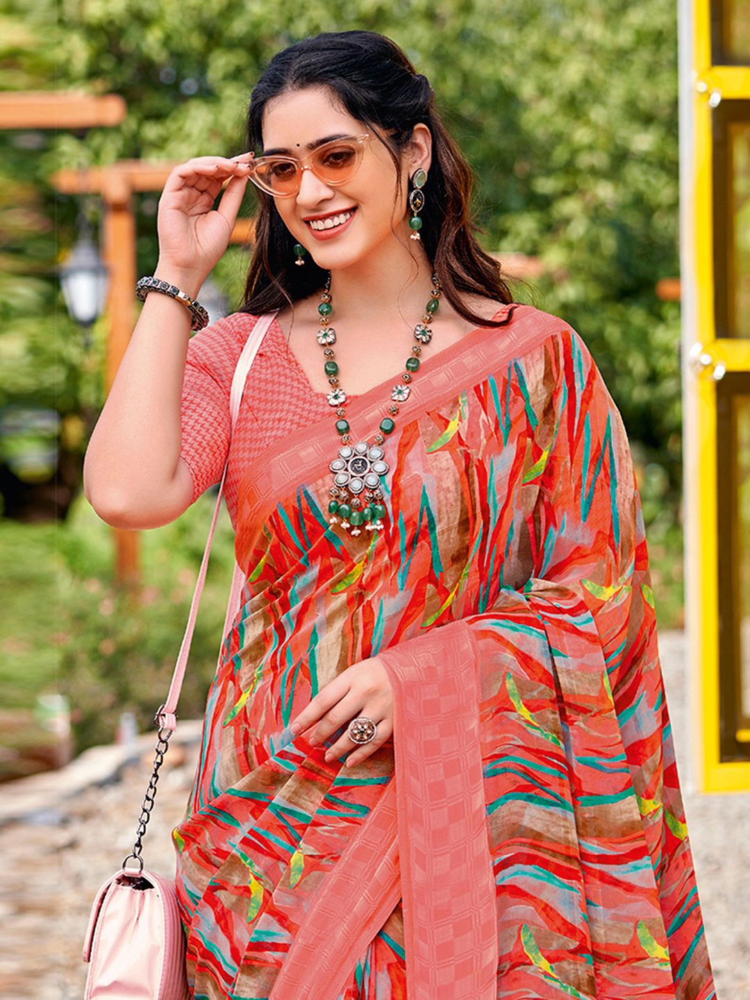 

Satrani Printed Pure Georgette Muga Saree, Red