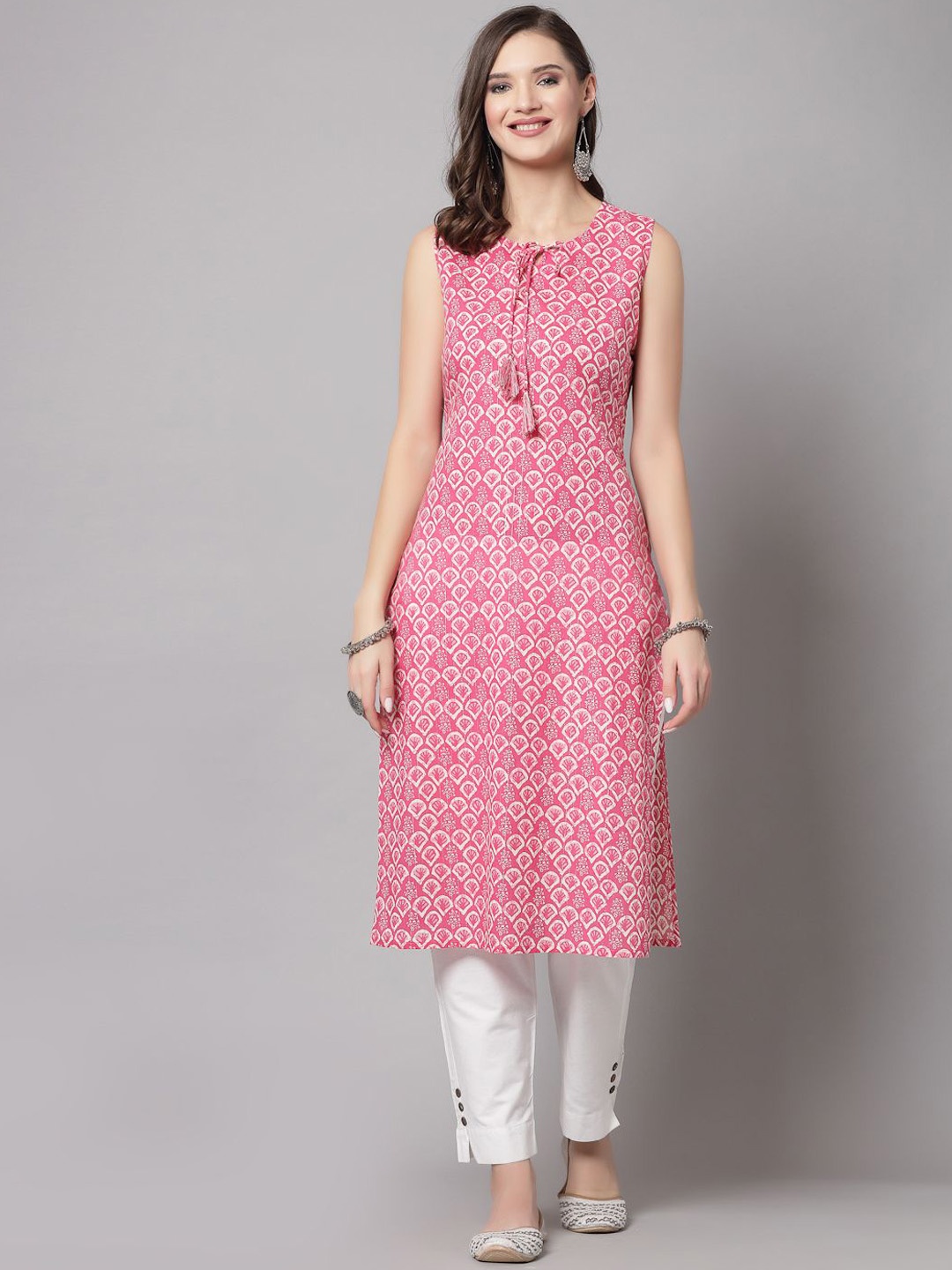 

CHIRAAI Women Floral Kurta, Pink