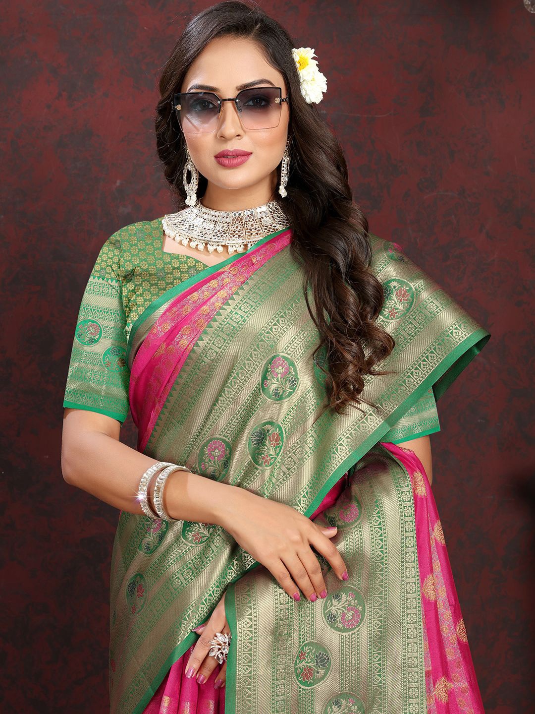 

NIWAA Woven Design Zari Silk Blend Banarasi Saree, Pink