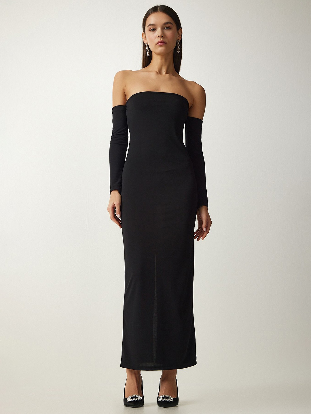 

Happiness istanbul Off-Shoulder Solid Maxi Dress, Black