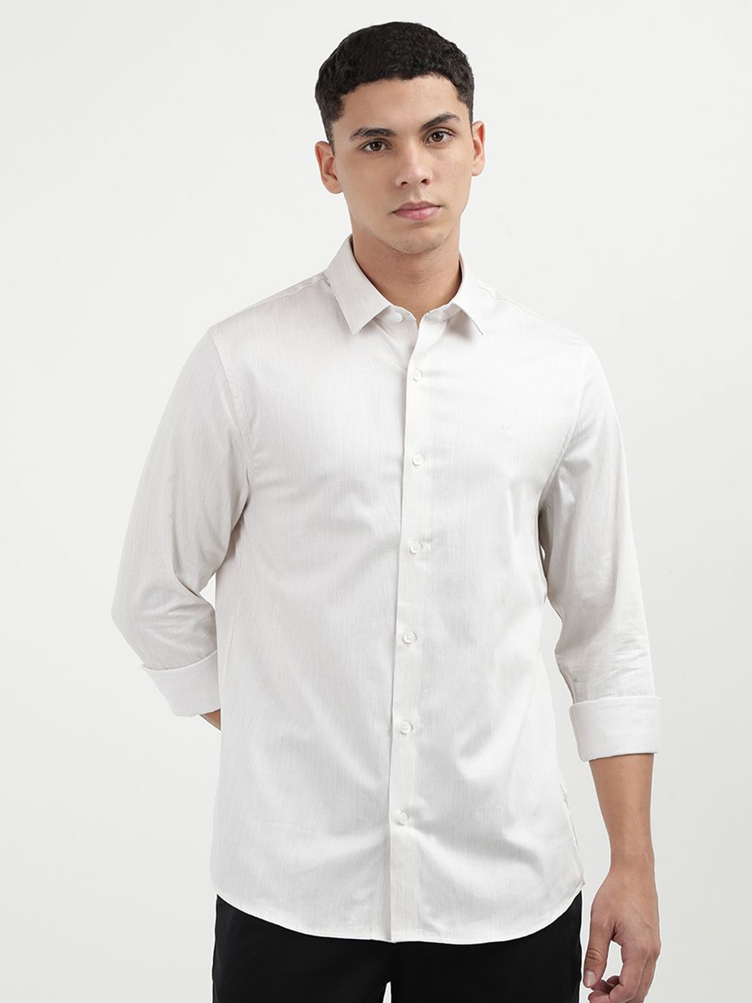 

Calvin Klein Jeans Men Opaque Casual Shirt, White