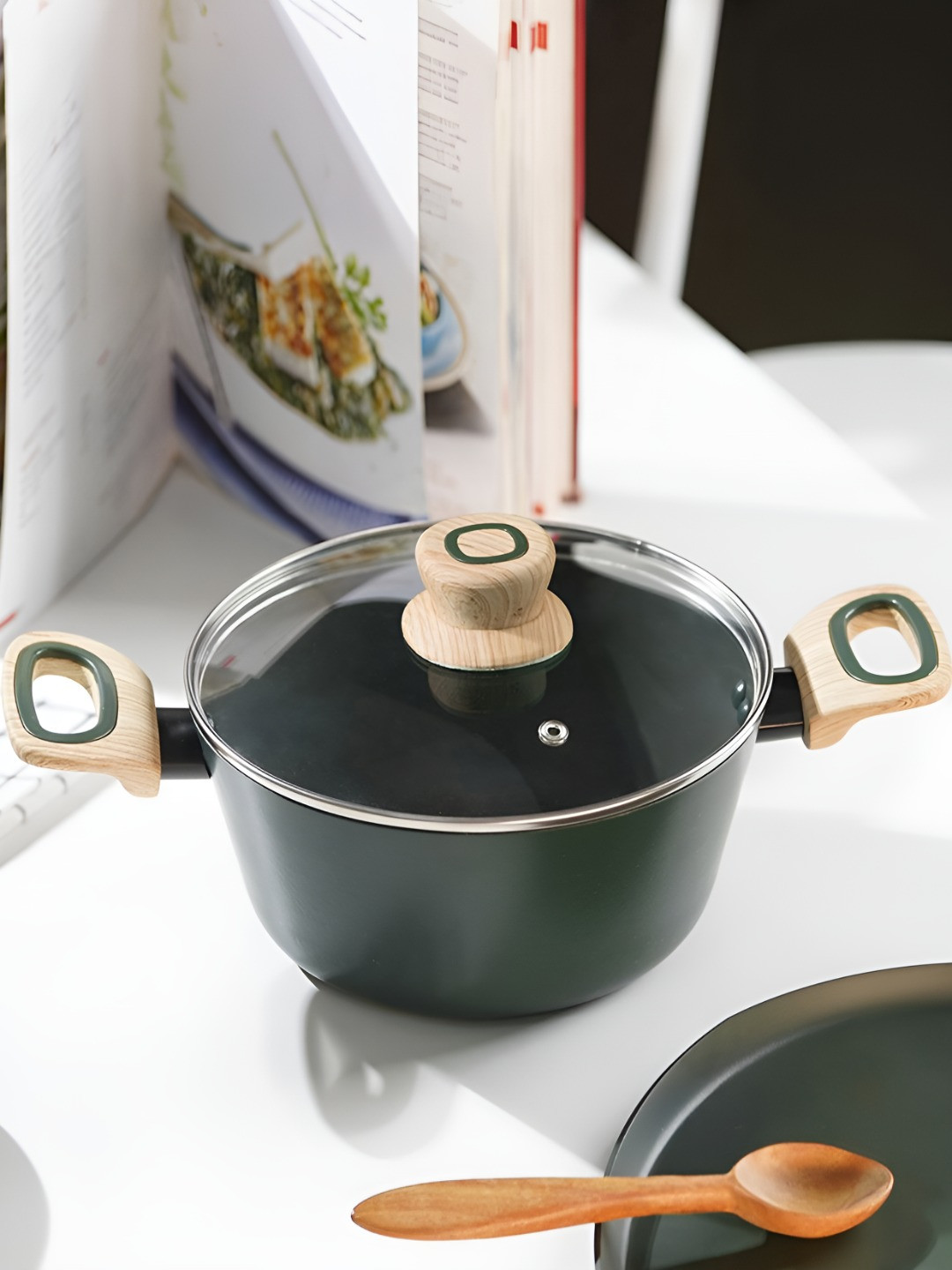 

Kreme Green Aluminium Cassorole