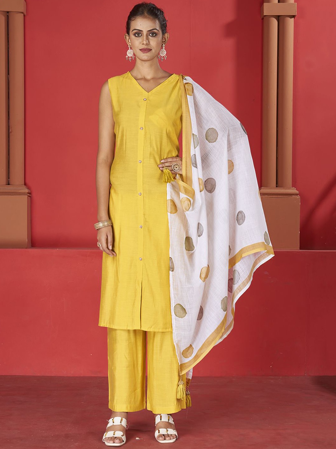 

STYLE SAMSARA Straight Kurta with Palazzos & With Dupatta, Transparent
