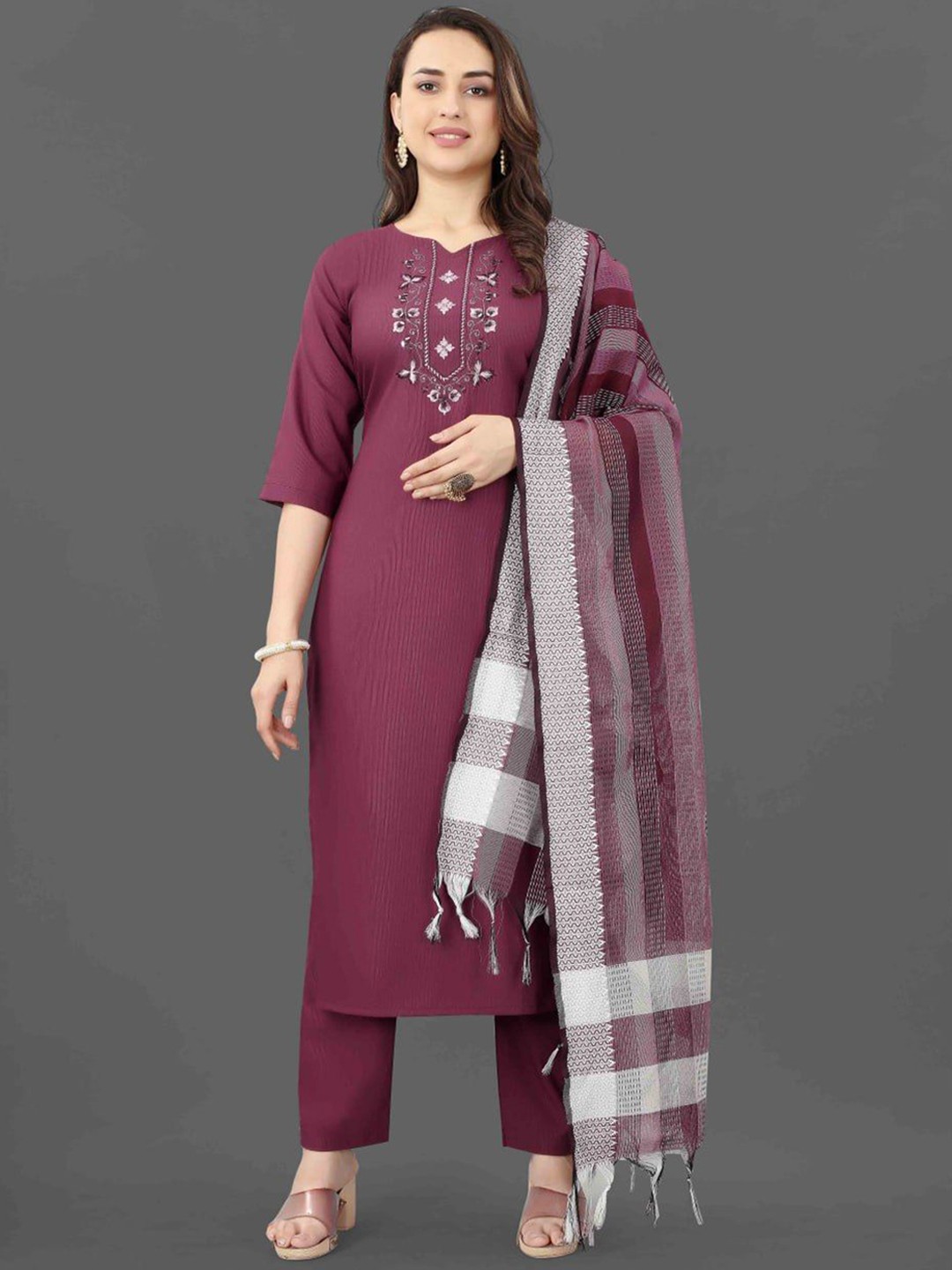 

Growdamy Floral Yoke Design Kurta with Trousers & Dupatta, Purple