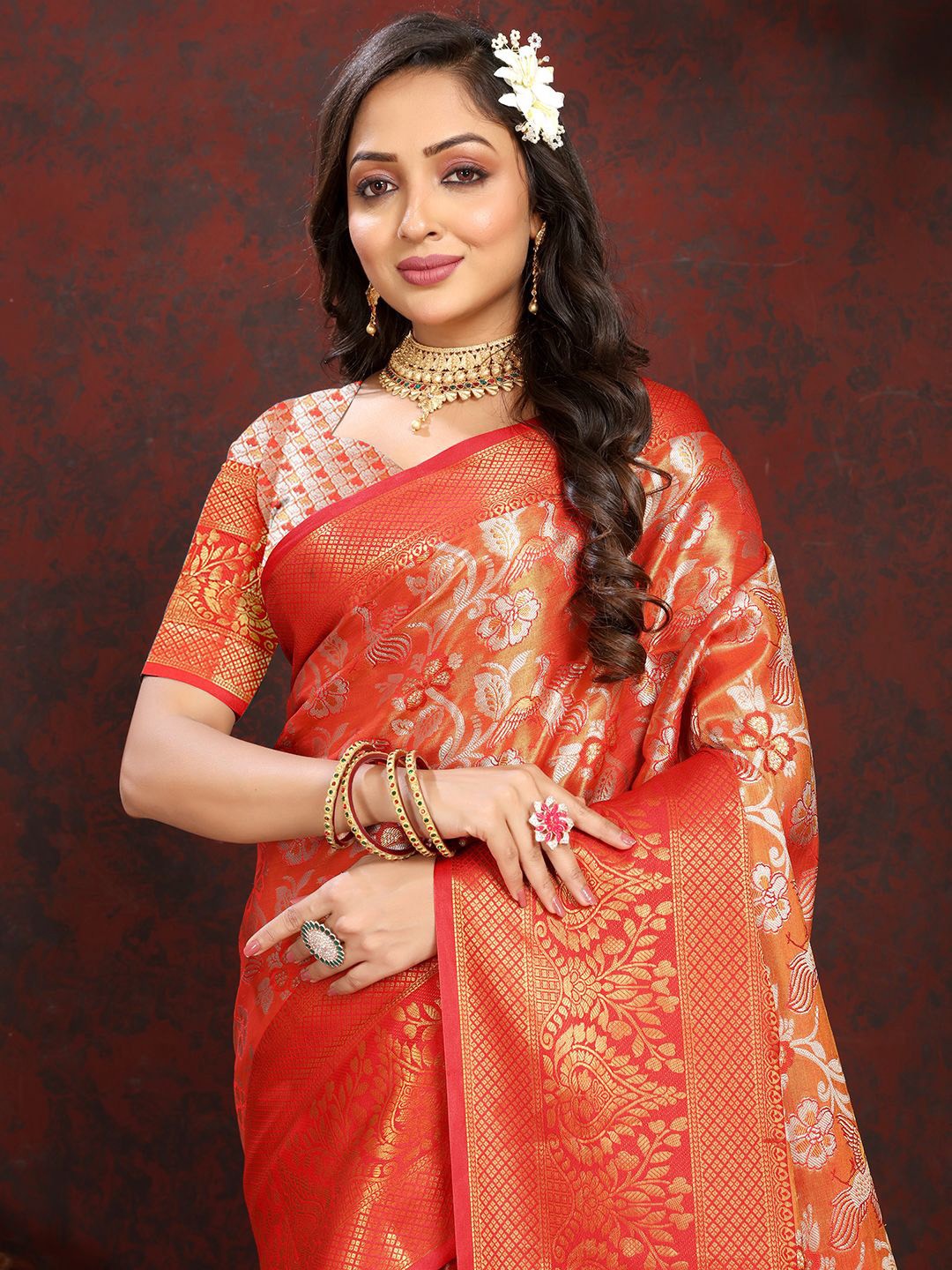 

NIWAA Woven Design Zari Kanjeevaram Saree, Red
