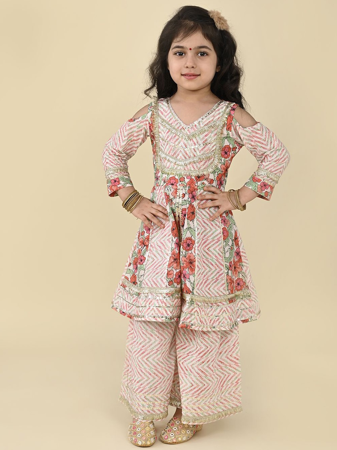 

LIL PITAARA Girls Floral Printed Empire Gotta Patti Pure Cotton Anarkali Kurti & Sharara, Cream