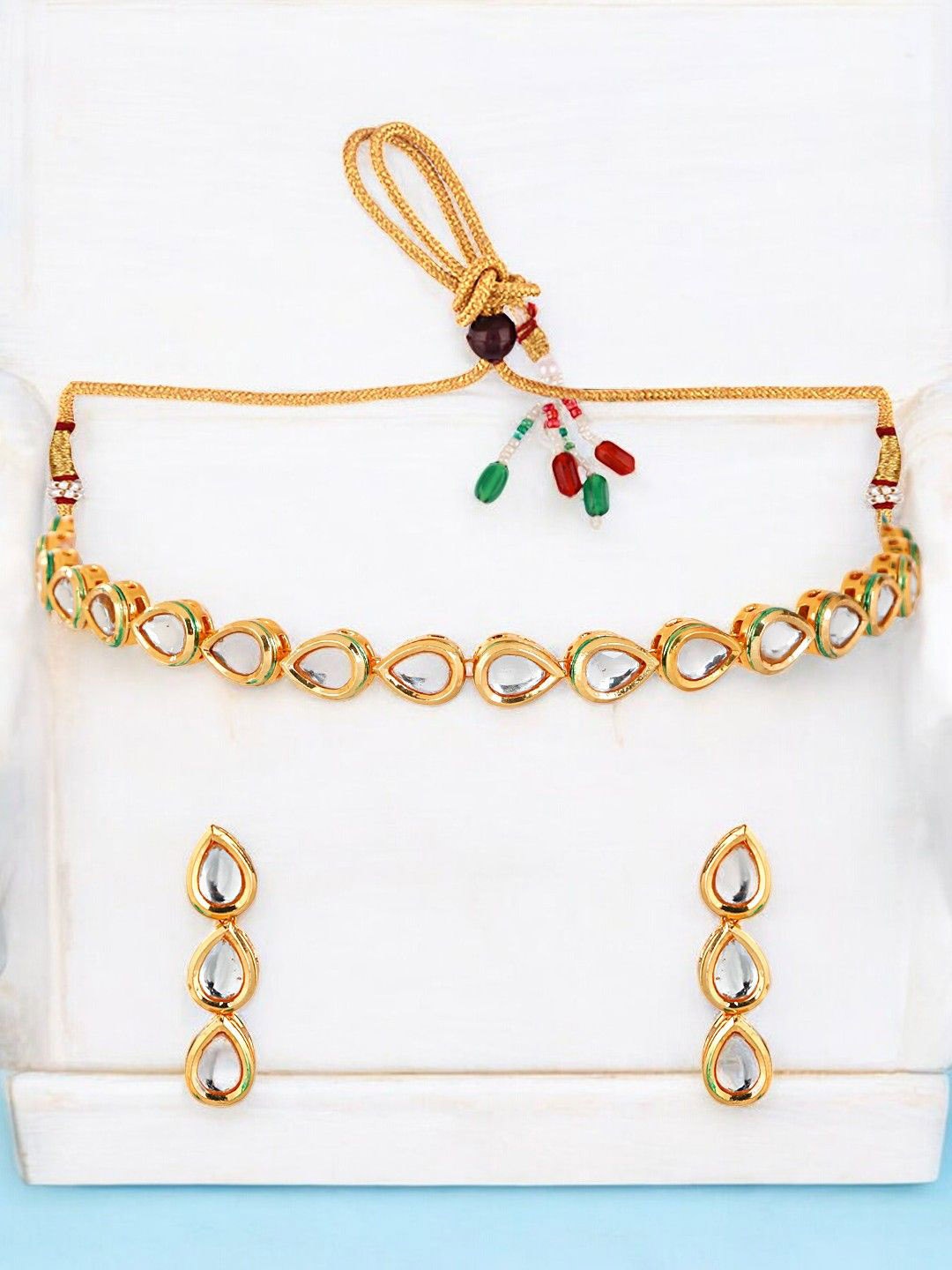 

9blings Gold-Plated Kundan-Studded Jewellery Set