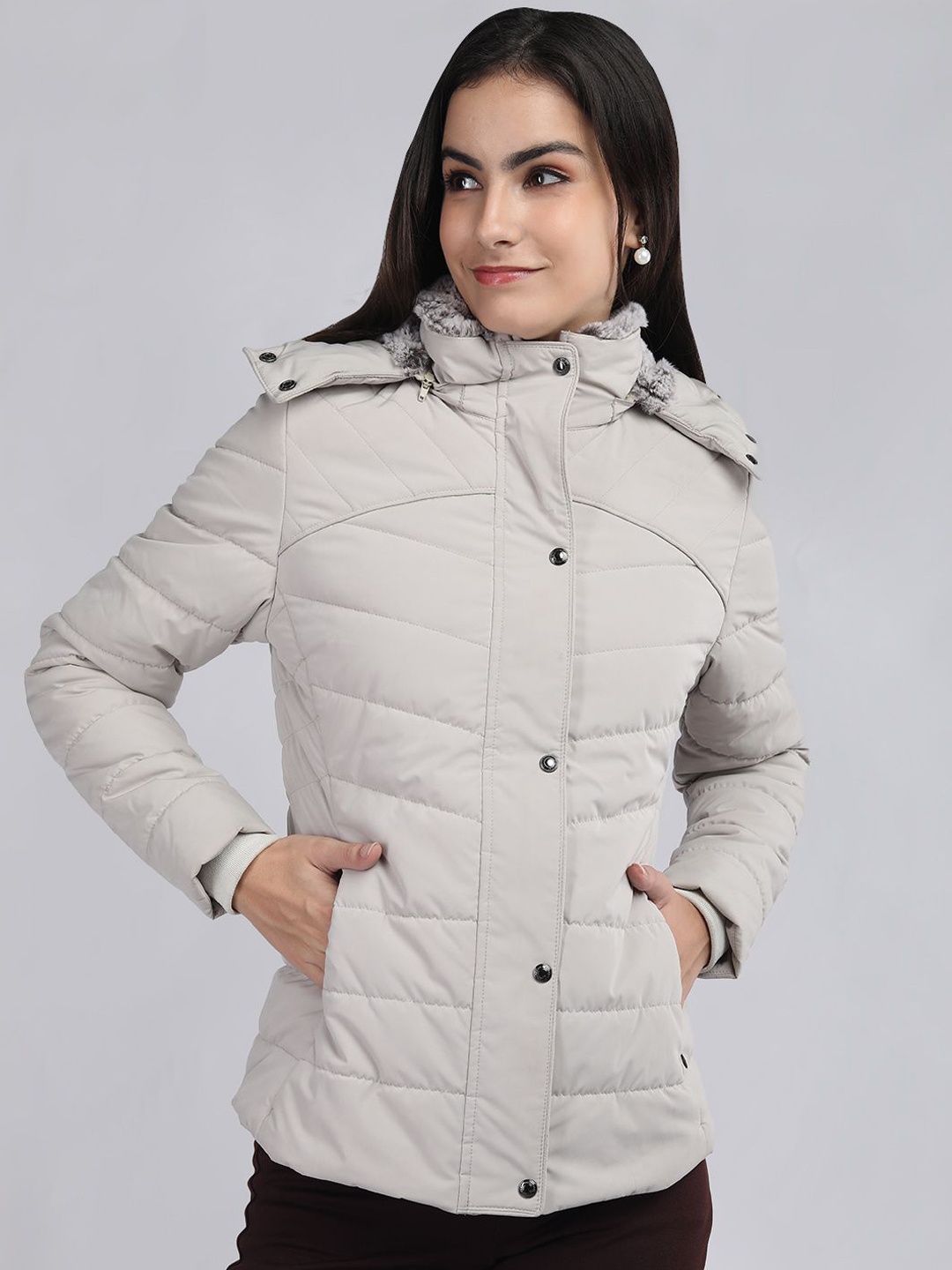 

LURE URBAN Women Outdoor Puffer Jacket, Cream