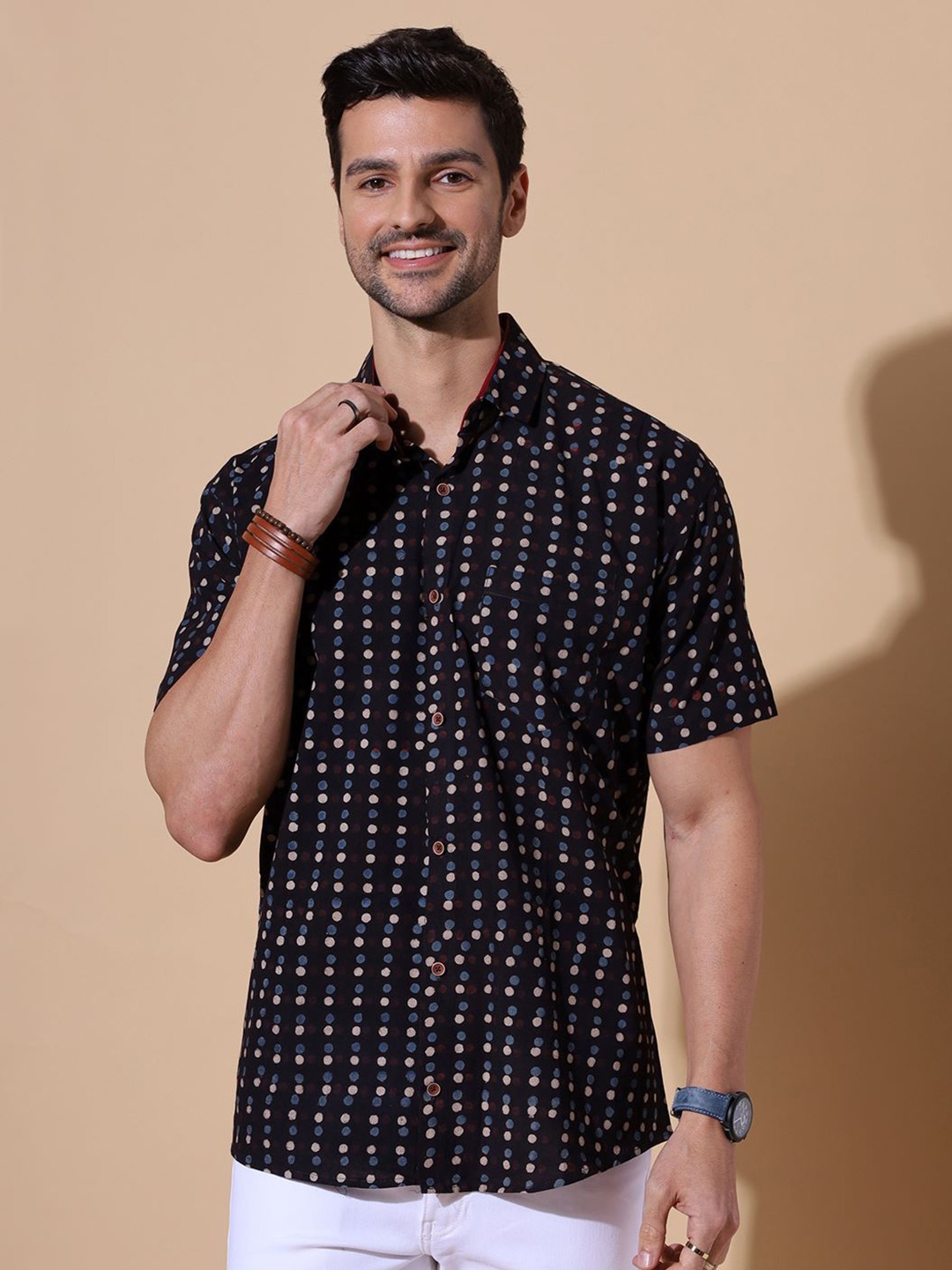 

MOSHI Men Comfort Opaque Printed Casual Shirt, Black