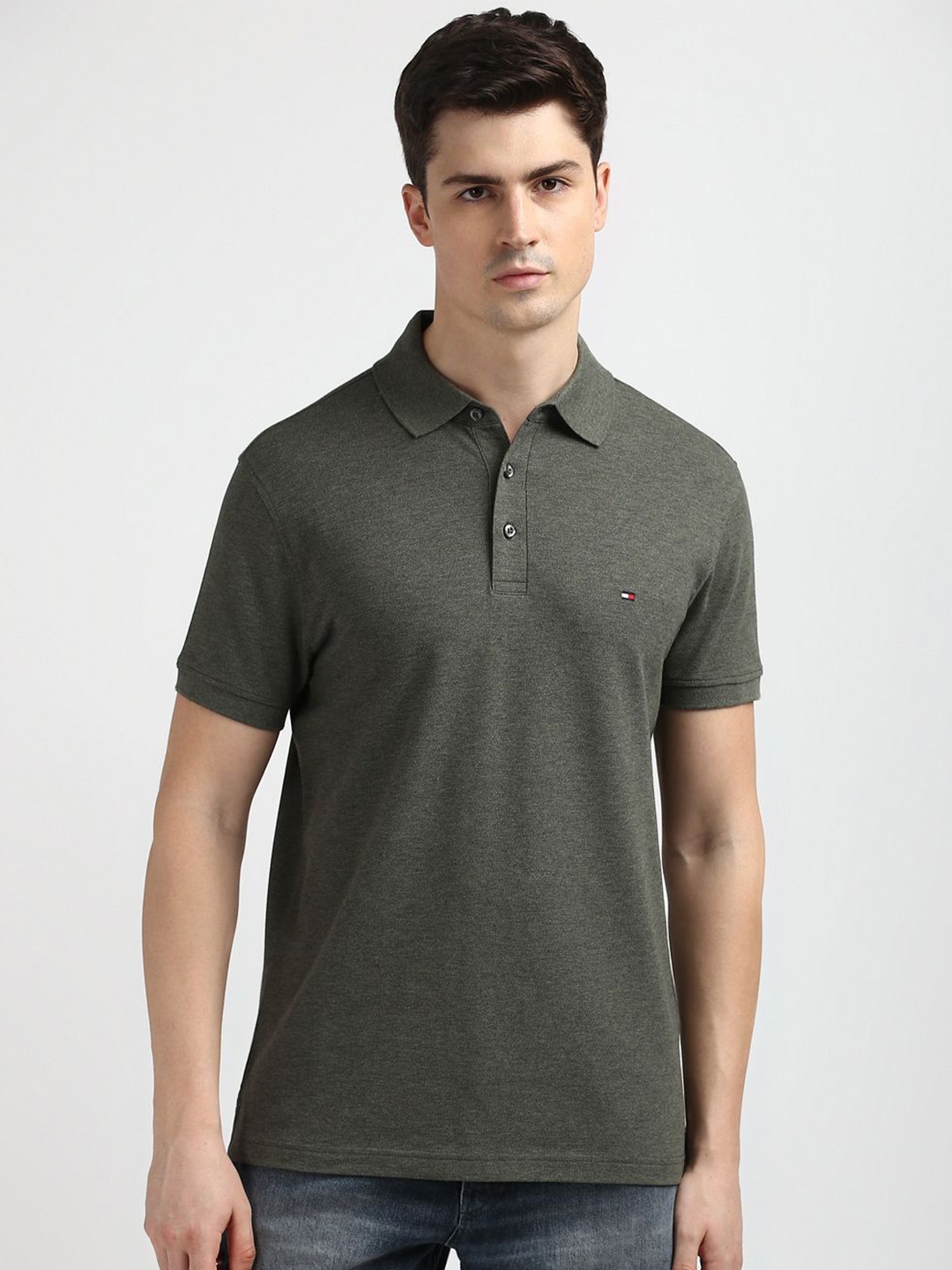 

Tommy Hilfiger Men Solid Polo Collar Pockets Slim Fit T-shirt, Green