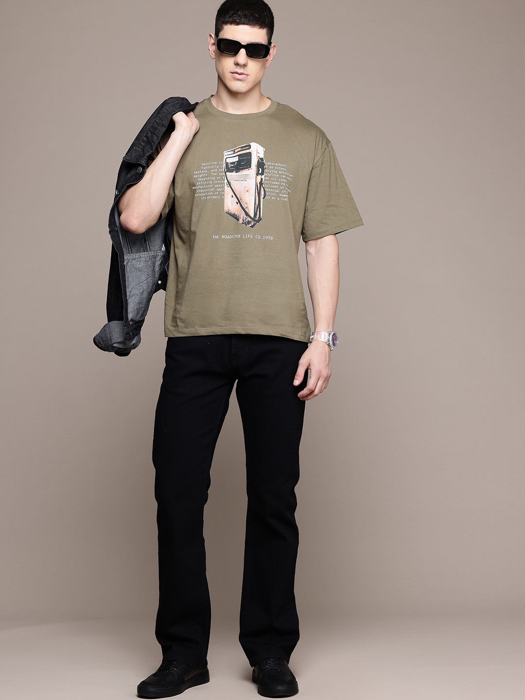 

The Roadster Lifestyle Co. Printed Drop-Shoulder Sleeves Pure Cotton T-shirt, Olive