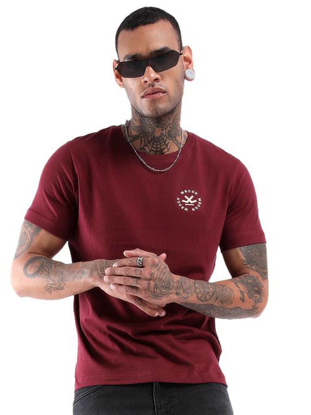 

WROGN Men Solid Round Neck Cotton Slim Fit T-Shirt, Maroon