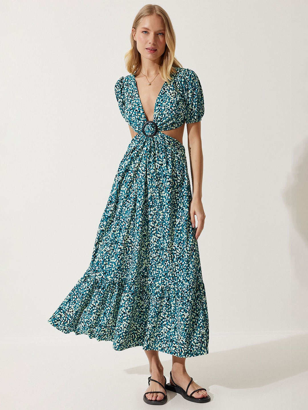 

Happiness istanbul Floral Printed Puff Sleeve Cut-Outs Maxi Dress, Green