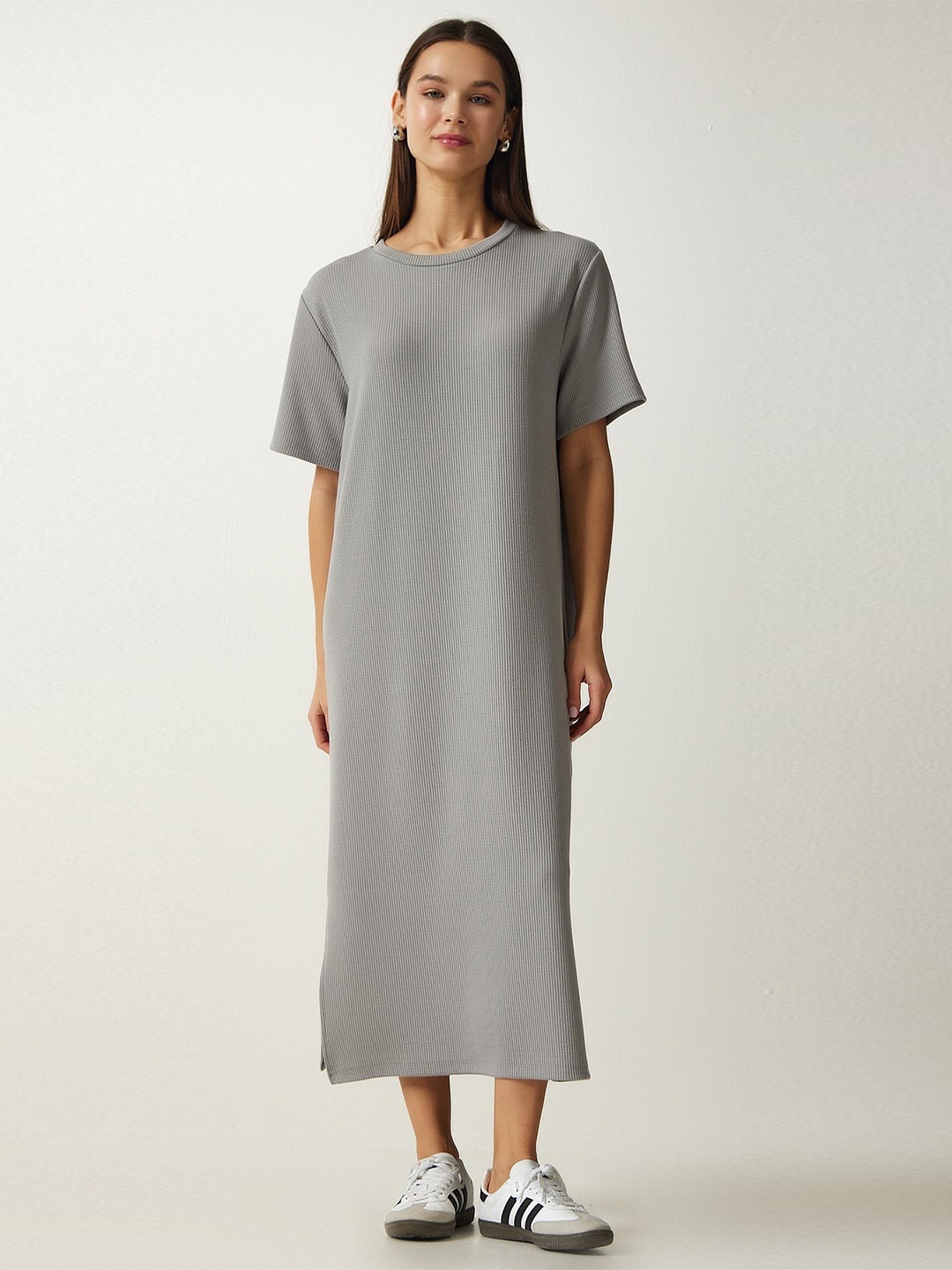 

Happiness istanbul T-shirt Midi Dress, Na