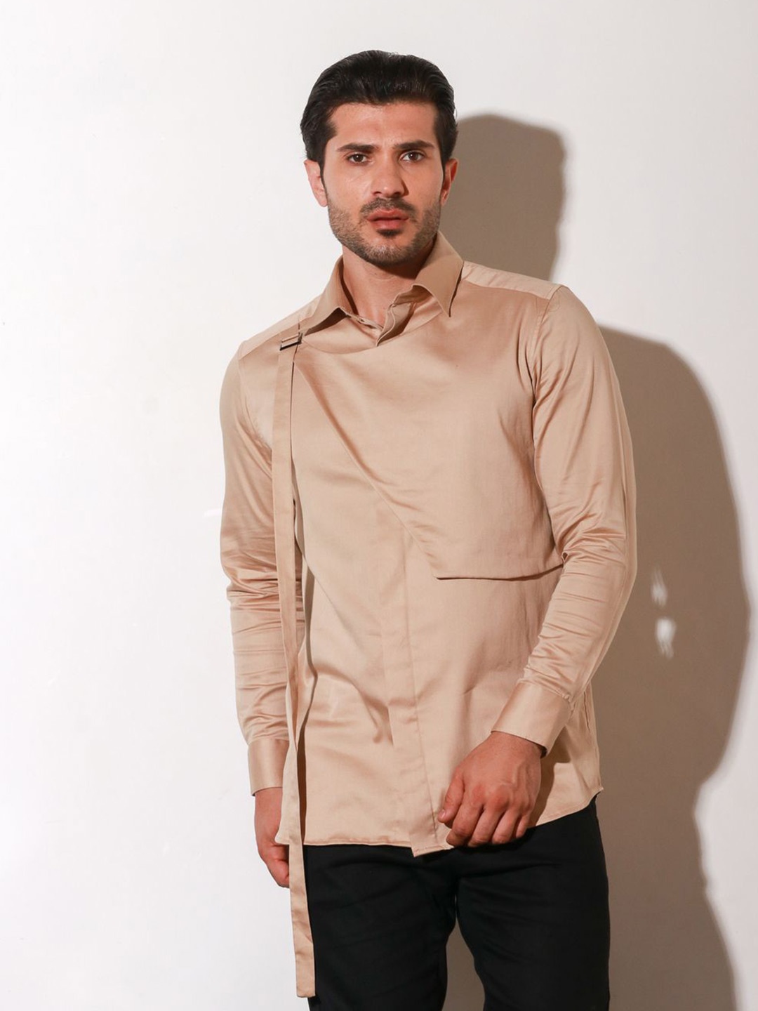

ECHKE Men Custom Opaque Casual Shirt, Beige
