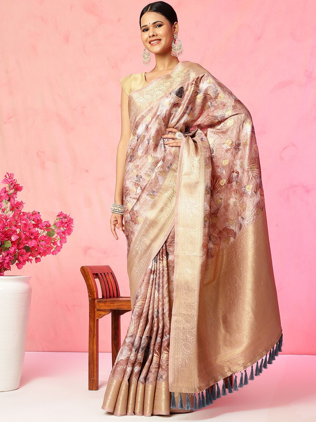 

JUST FASHION Floral printed Zari Banarasi Saree, Brown