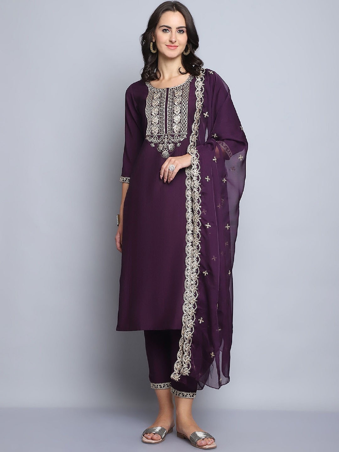 

KLOSIA Ethnic Motifs Embroidered Sequinned Pure Silk Straight Kurta With Trouser & Dupatta, Burgundy