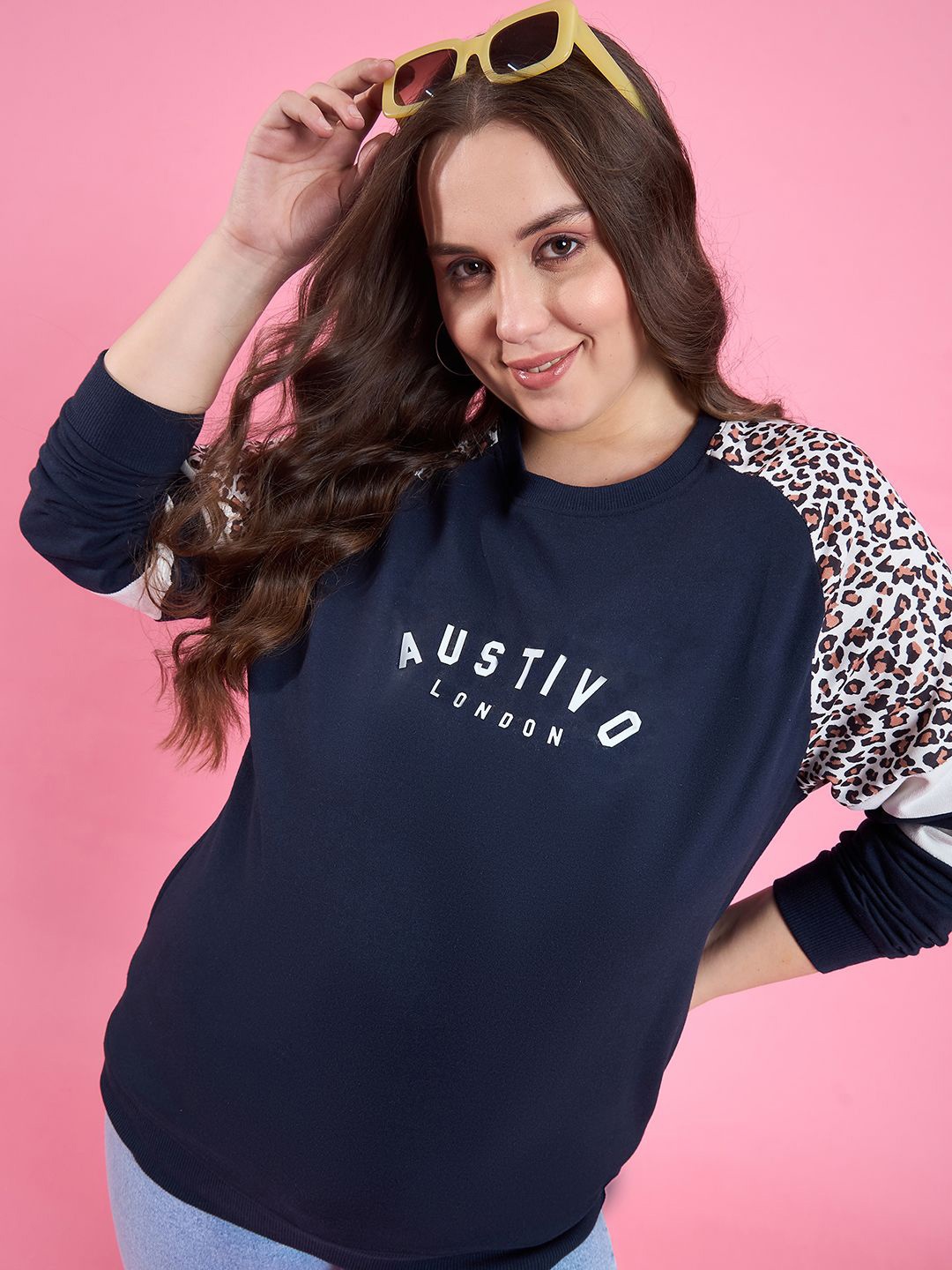 

AUSTIVO Women Printed Sweatshirt, Navy blue