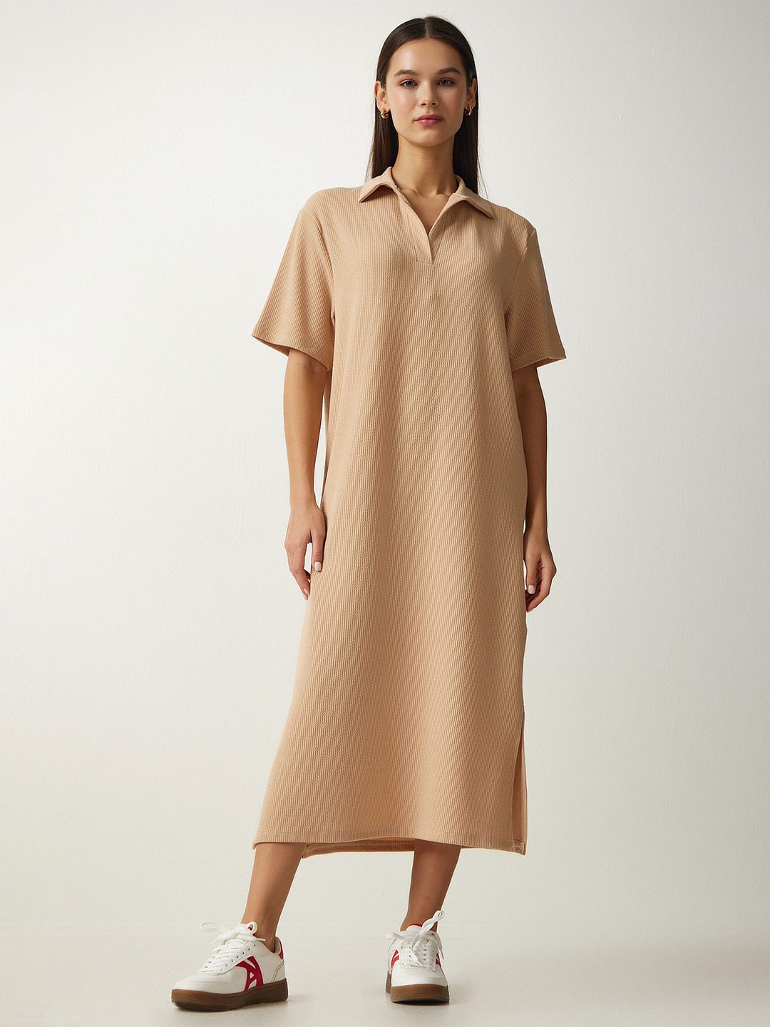 

Happiness istanbul Shirt Short Sleeves Midi Dress, Beige