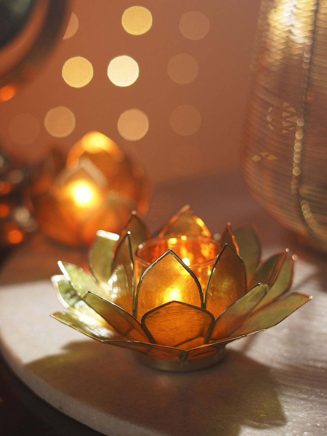 

Pure Home and Living Gold-Toned & Green 22 Petals Candle Holder