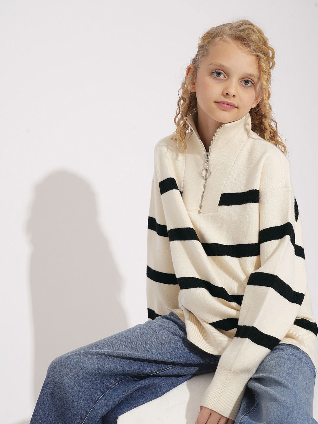 

Vero Moda Girls Striped Pullover with Zip Detail Detail, Beige