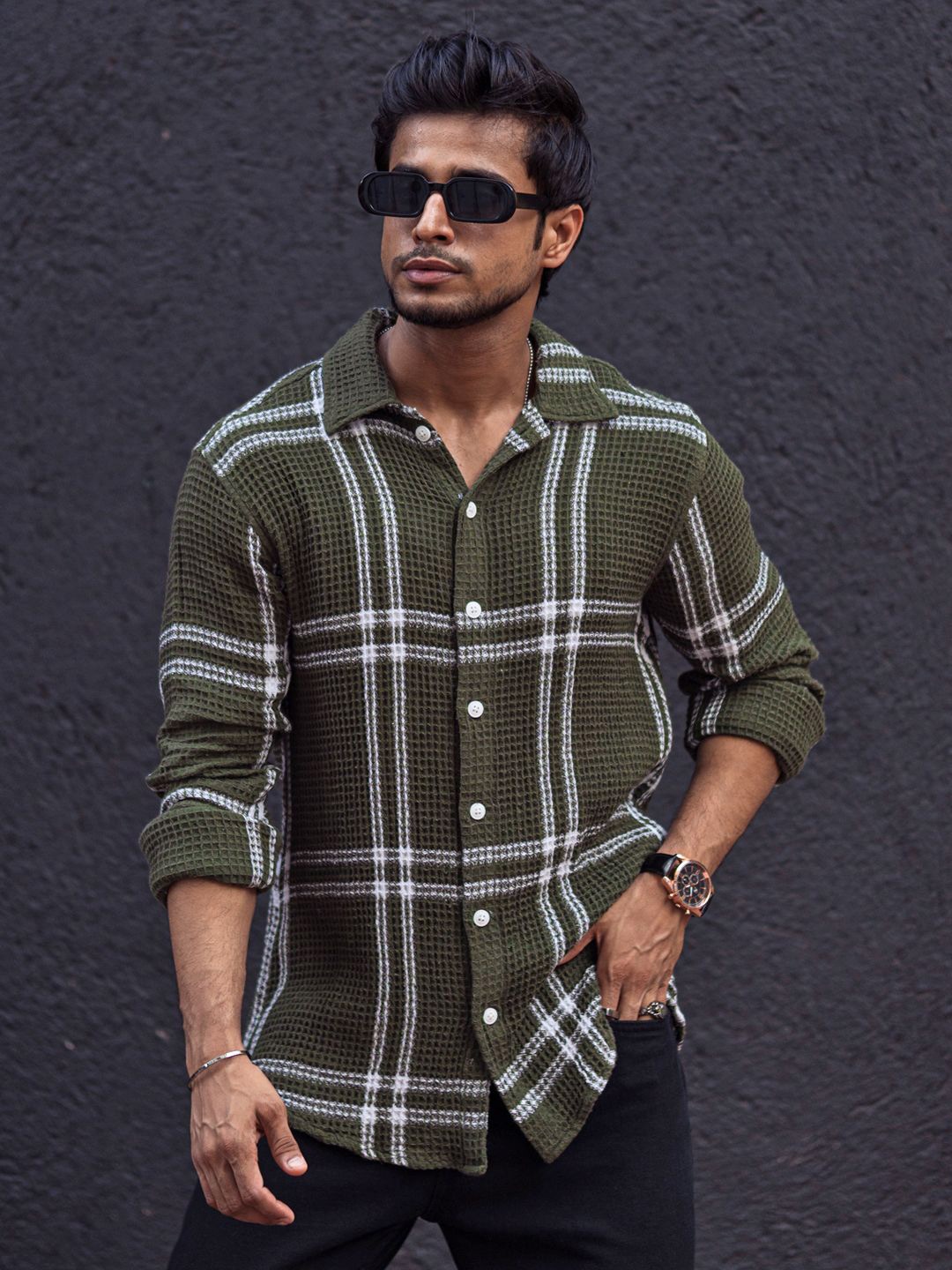 

Powerlook Men Tartan Checks Opaque Striped Casual Shirt, Green