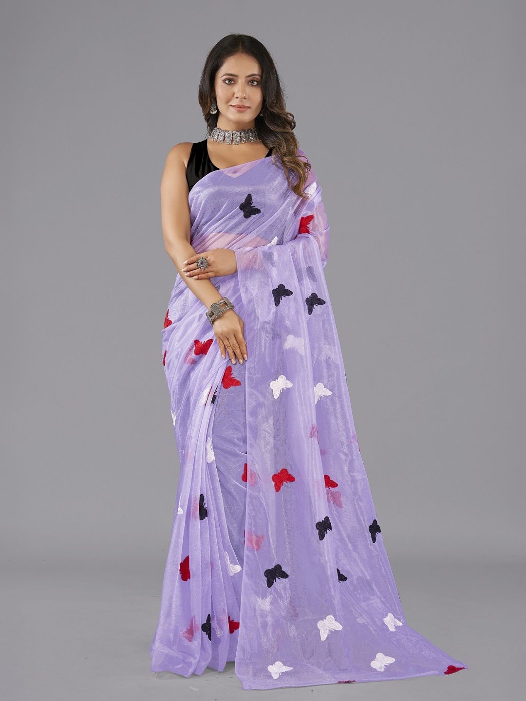 

APNISHA Ethnic Motifs Embroidered Net Saree, Lavender