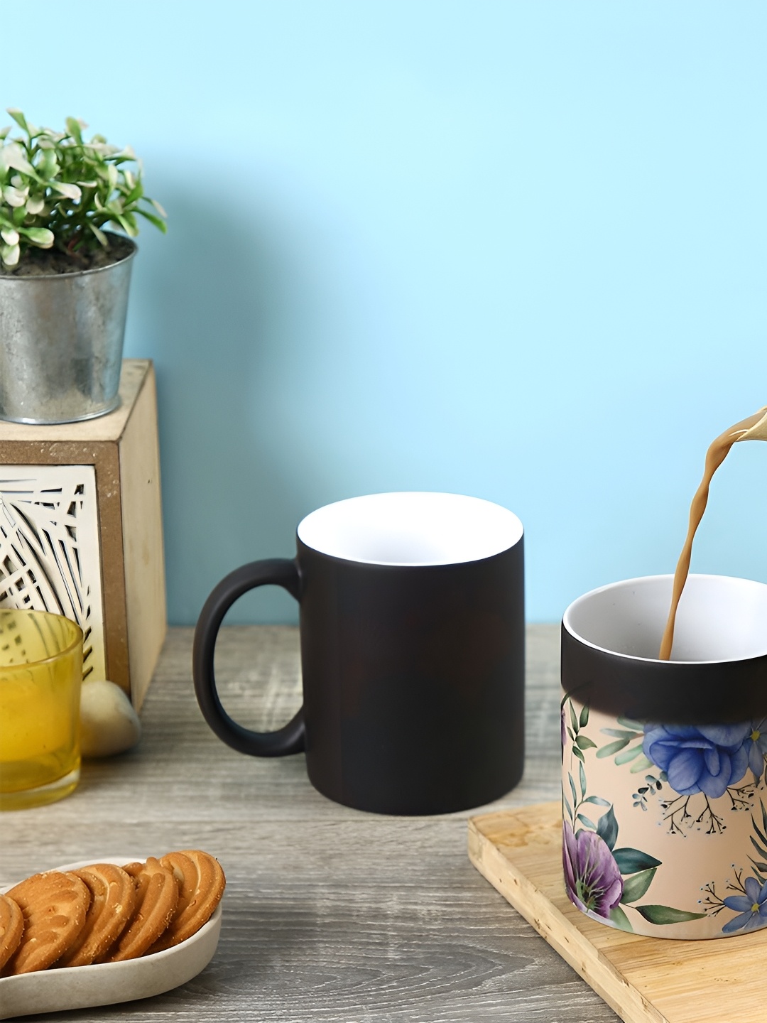 

PENTADECO Black and Blue Floral Printed Ceramic Glossy Mug