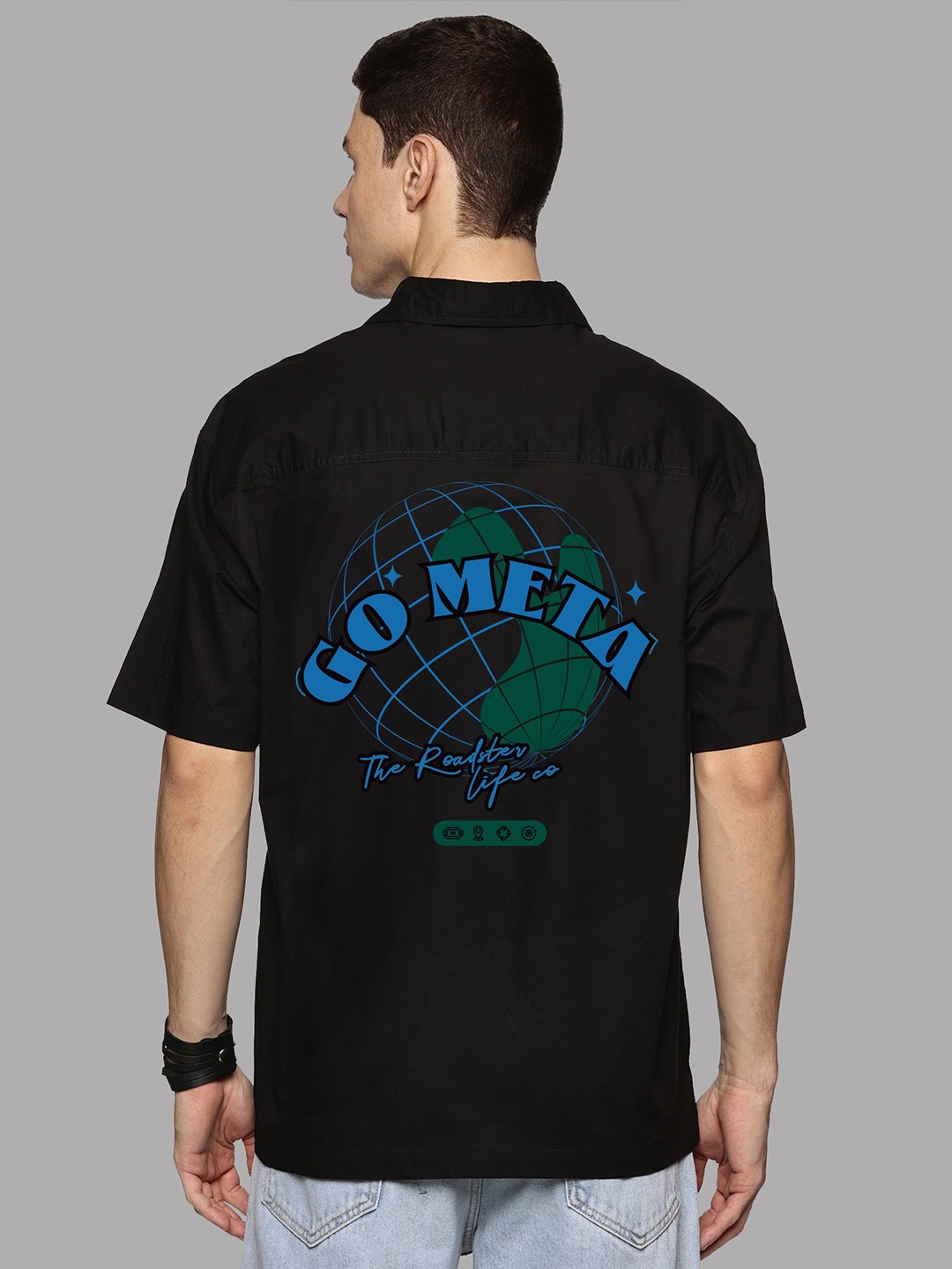 

The Roadster Lifestyle Co Graphic Printed Oversized Pure Cotton Shirts, Black