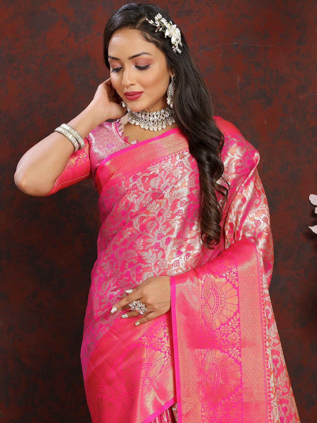 

NIWAA Woven Design Zari Kanjeevaram Saree, Pink