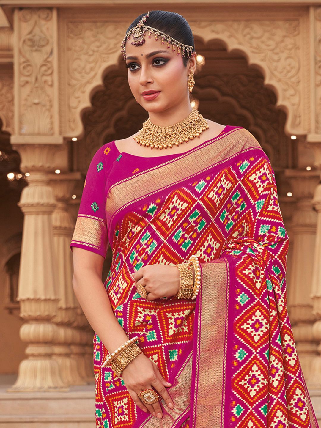 

Satrani Ethnic Motifs Zari Art Silk Patola Saree, Pink