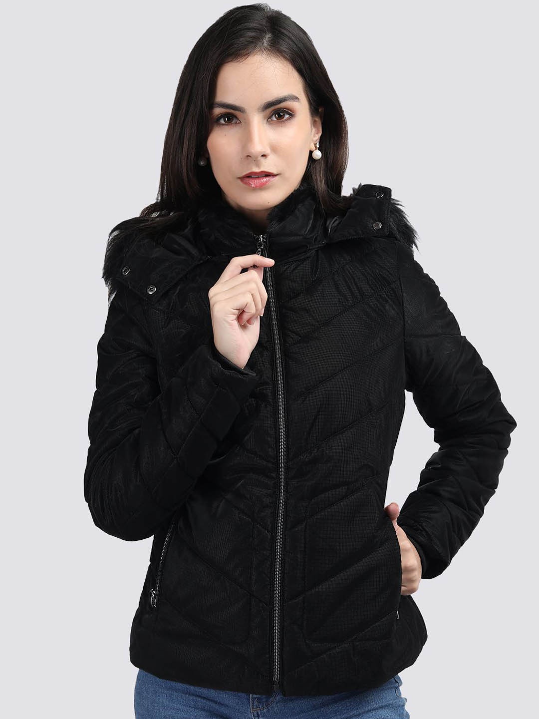 

LURE URBAN Women Outdoor Puffer Jacket, Black