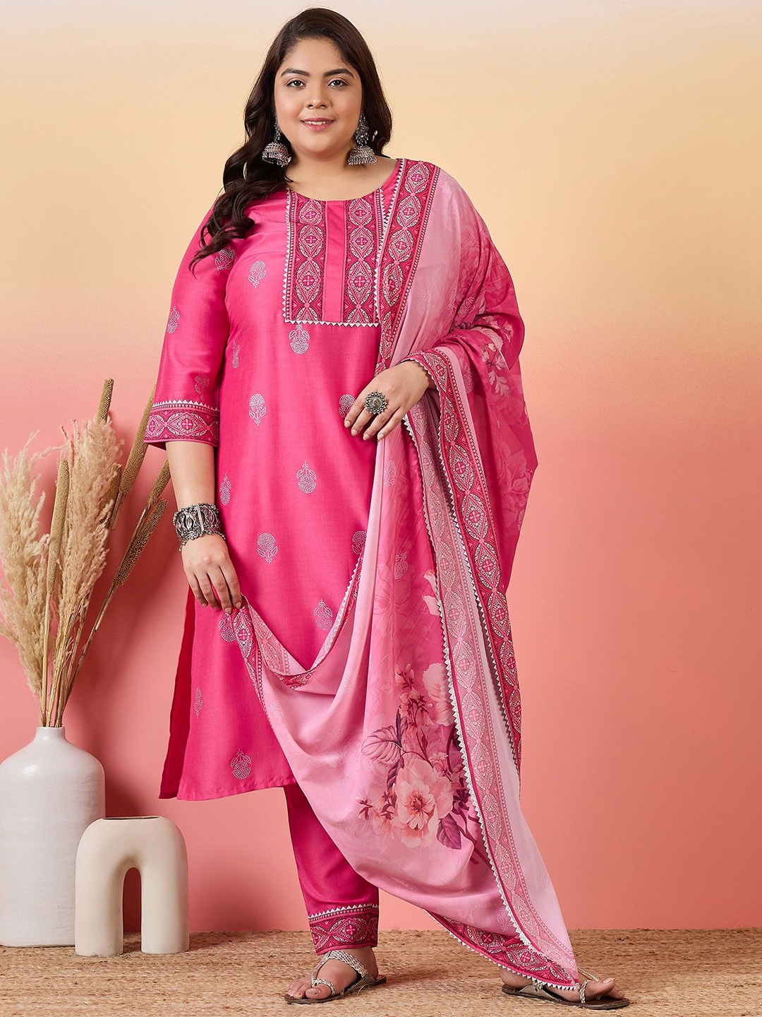 

Sztori Women Floral Yoke Design Regular Kurta with Trousers & With Dupatta, Pink