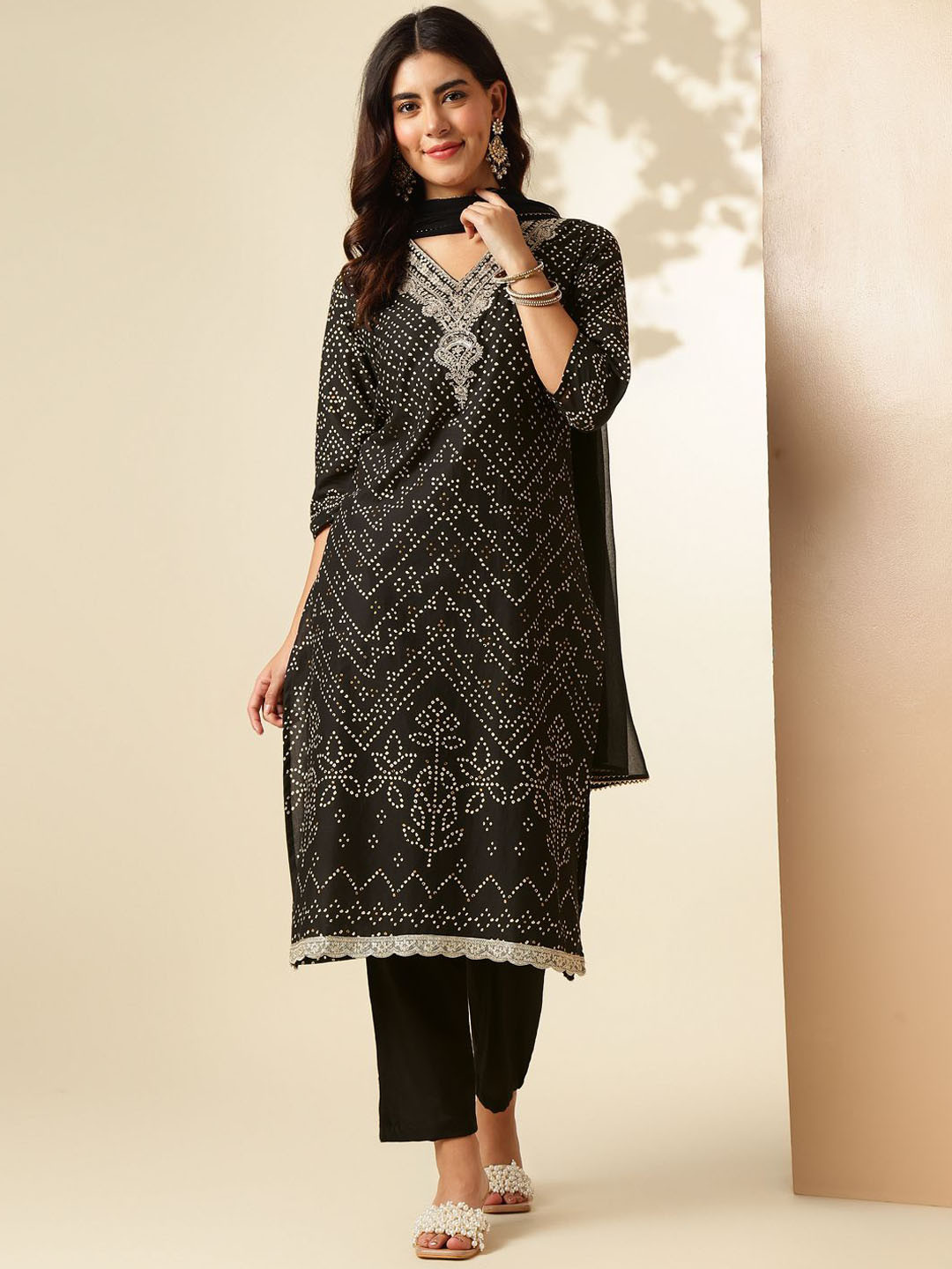 

Anouk Women Ethnic Motifs Printed Regular Pure Cotton Kurta with Trousers & With Dupatta, Black