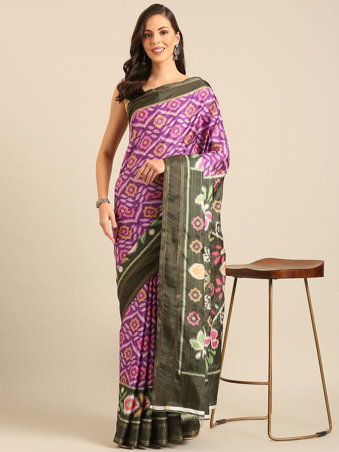 

Ishin Ethnic Motifs Printed Zari Saree, Purple